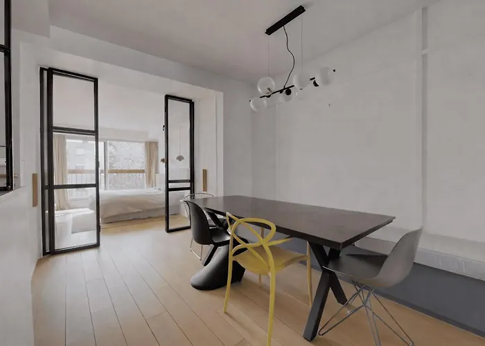 Apartament Cocoon With Eiffel Tower View *