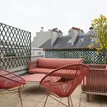 Cocoon With Eiffel Tower View Apartamento París
